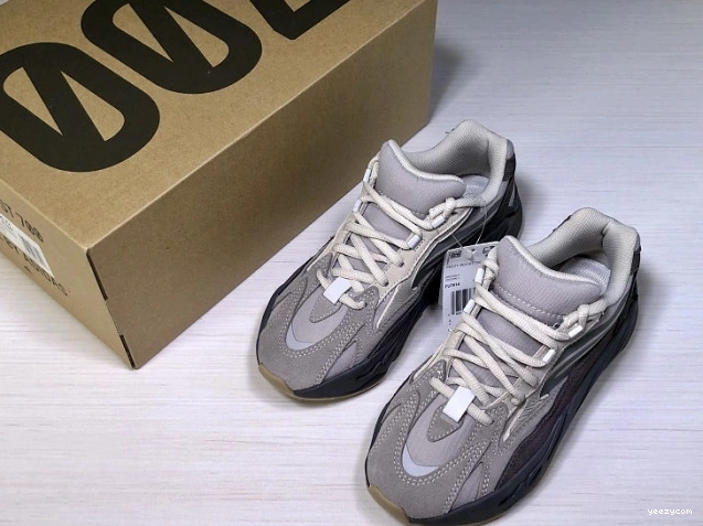 FU7914 Boost Adidas Tephra v2 Yeezy 700 1218